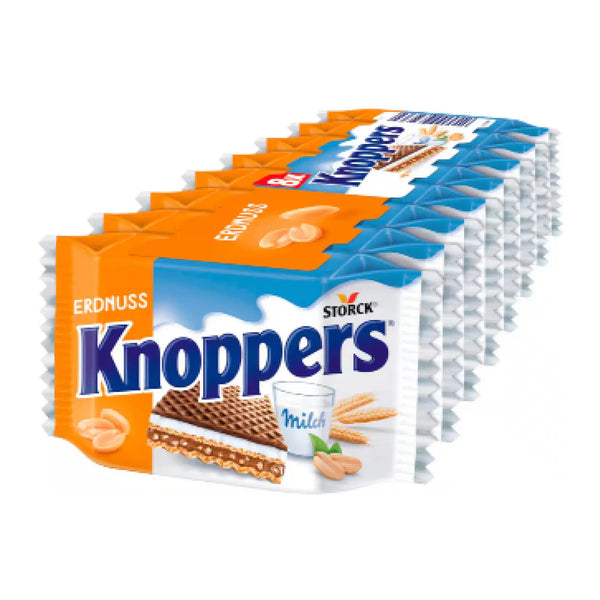 Knoppers Milk Peanuts wafer snack in a bundle of 8 x 25g – creamy milk and peanut cream-filled German wafers with crunchy layers